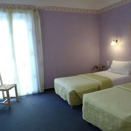 Отель De France 2*